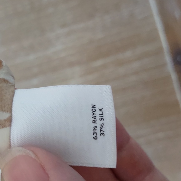 Halogen sz S rayon/silk blend top - Picture 3 of 7